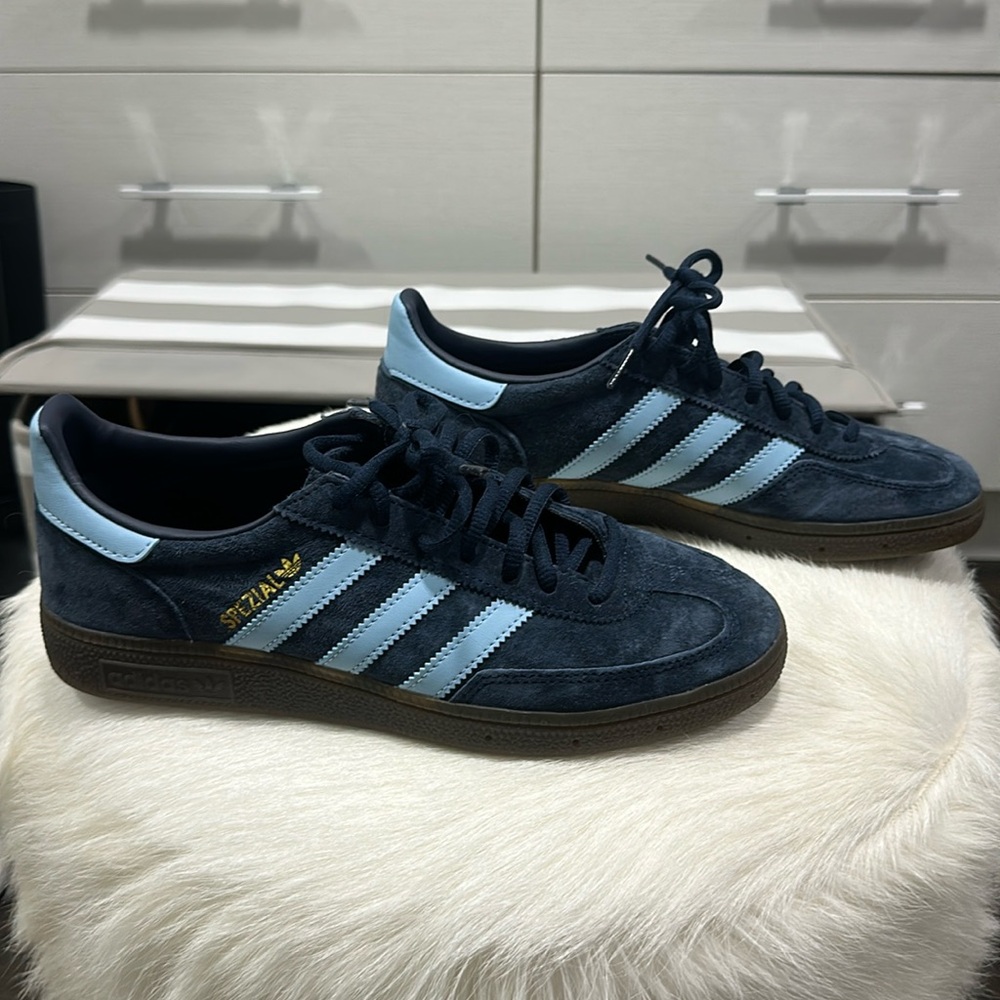 Adidas spezial navy and light blue sneakers
